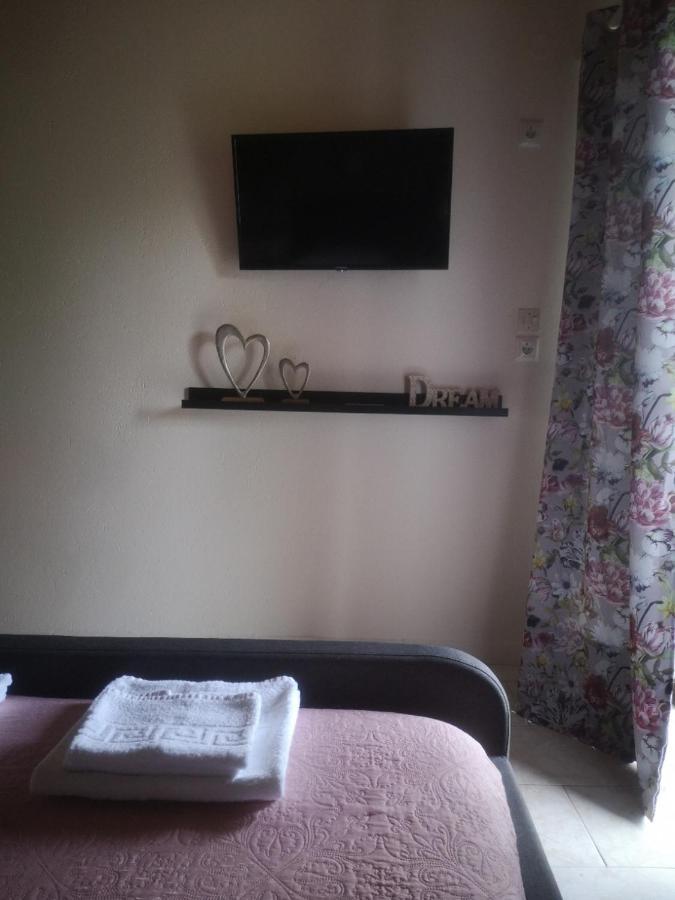 Achillion B&B Paralía Skotínis 외부 사진
