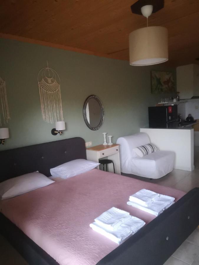 Achillion B&B Paralía Skotínis 외부 사진