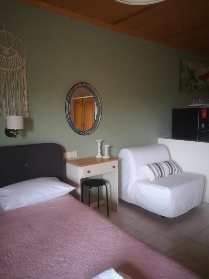 Achillion B&B Paralía Skotínis 외부 사진
