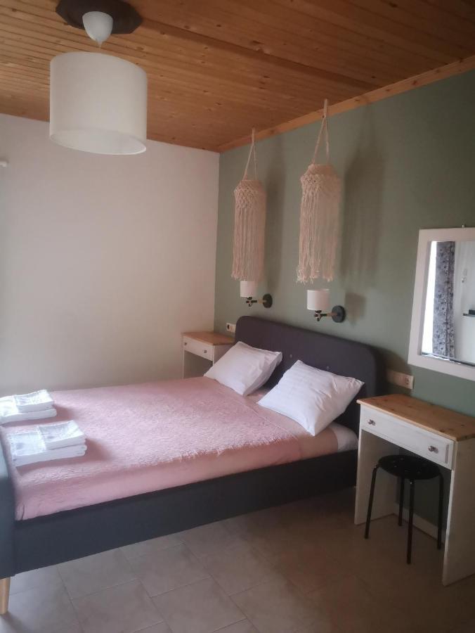 Achillion B&B Paralía Skotínis 외부 사진