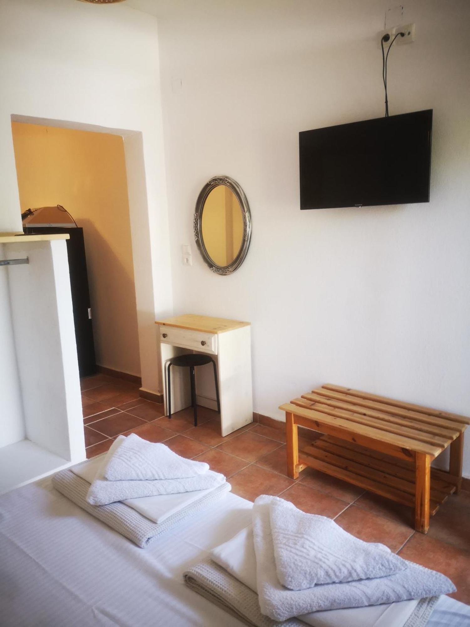 Achillion B&B Paralía Skotínis 외부 사진